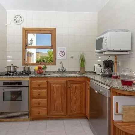 Cozy House For 4 People In A Quiet Rural Area By Renthousing בית נופש *